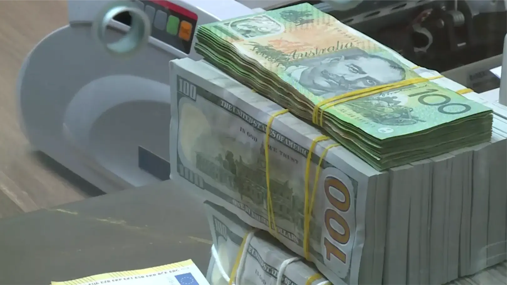 Áp lực tỷ giá USD/VND trong nửa cuối năm | Vấn đề kinh tế | 26/08/2025